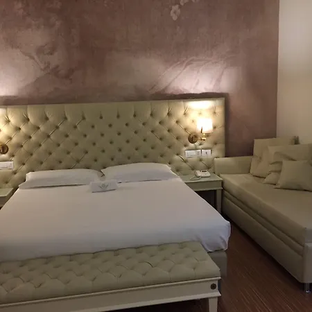 Rosa Purpurea Hotel