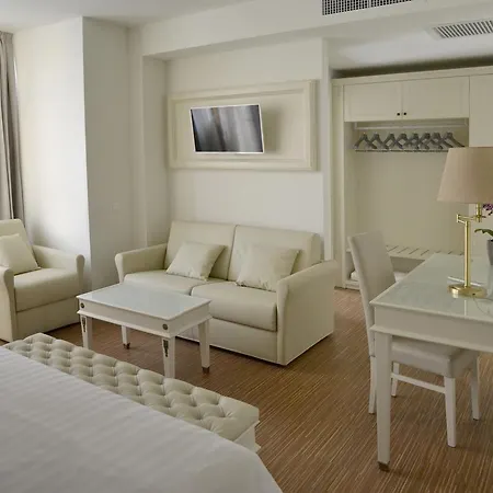 Hotel Rosa Purpurea 3*