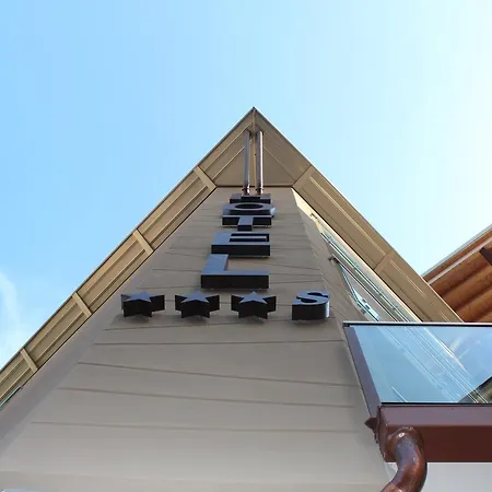 Rosa Purpurea 3* Valdagno