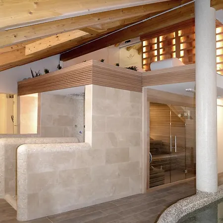 Rosa Purpurea 3* 瓦尔达尼奥