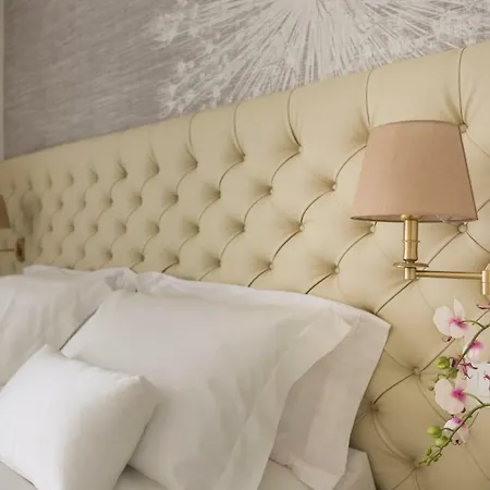 Rosa Purpurea 3* Valdagno